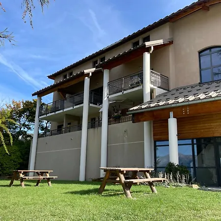 Apartment T3 Terrasse Piscine Sauna Magnans D102 *