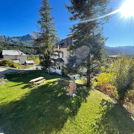 T3 Terrasse Piscine Sauna Magnans D102