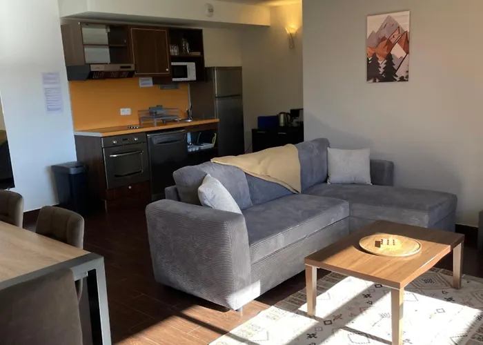 T3 Terrasse Piscine Sauna Magnans D102 Jausiers