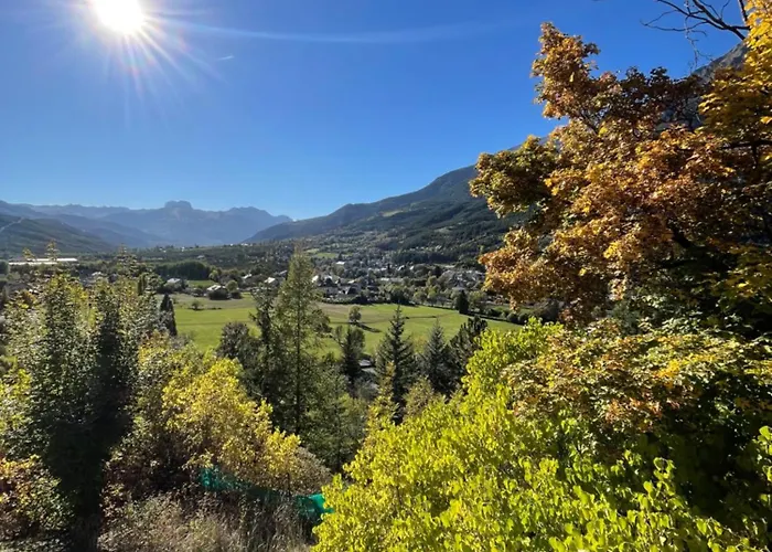 T3 Terrasse Piscine Sauna Magnans D102 Apartment Jausiers